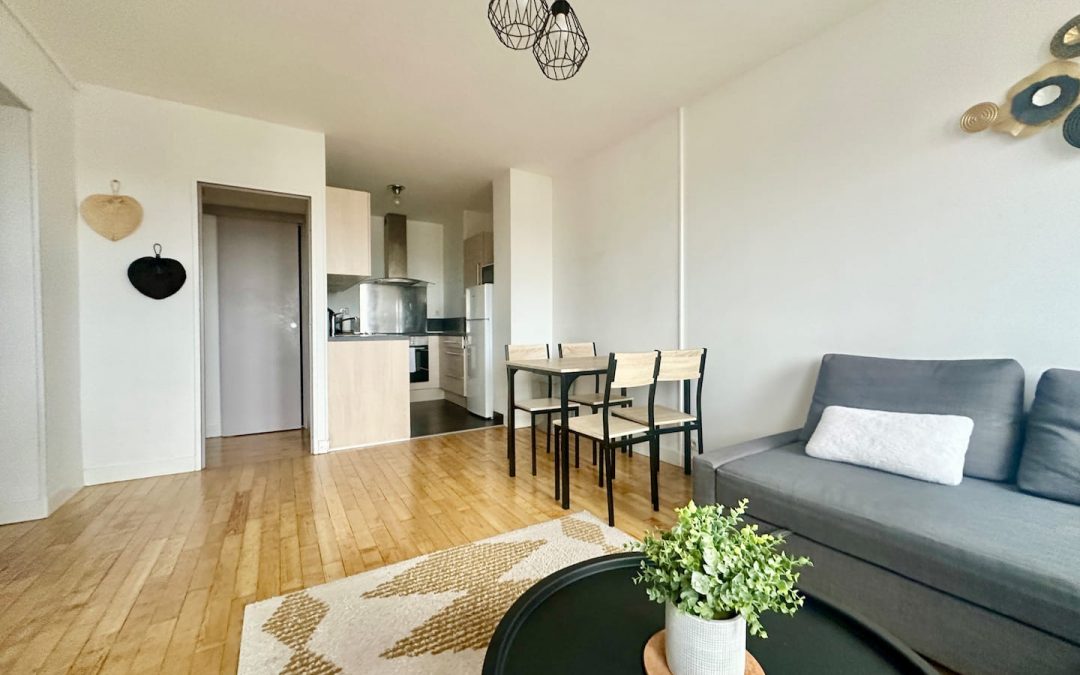 Le Sacré-coeur, lumineux avec vue panoramique